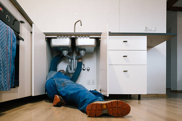 Professional Plumbing technician working in Wewoka, OK